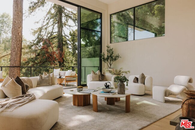 Foto del edificio - 260 S Canyon View Dr
