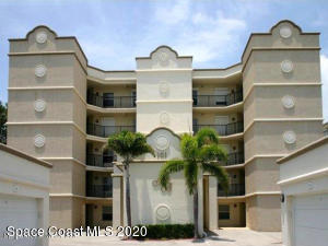 Primary Photo - 161 Majestic Bay Ave