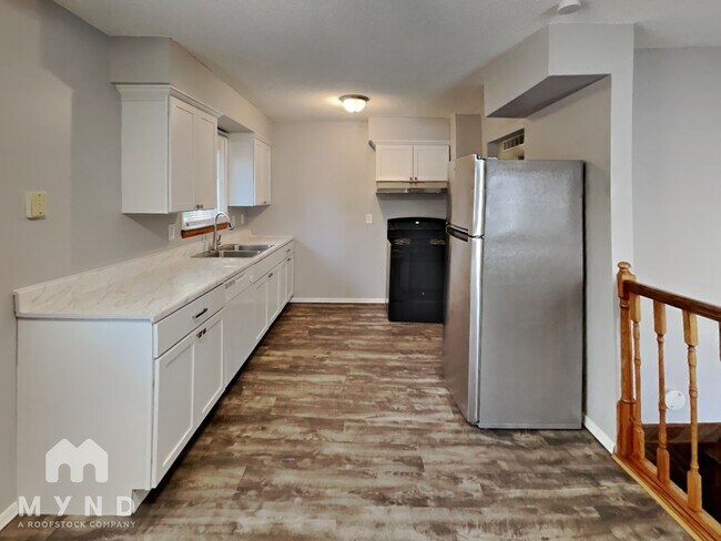 Foto del edificio - 2656 Glenbriar St
