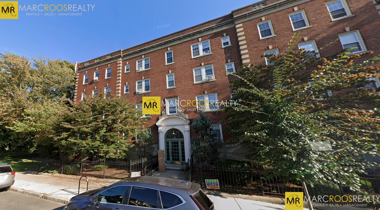 Primary Photo - 115 College Ave
