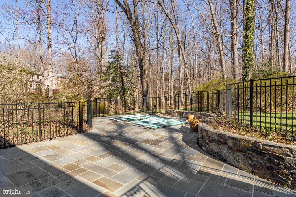 Foto principal - 7616 Burford Dr