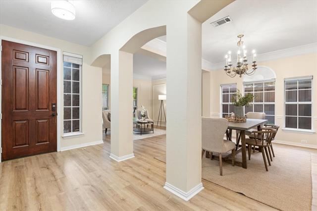Foto del edificio - 2633 Shadow Hill Ln