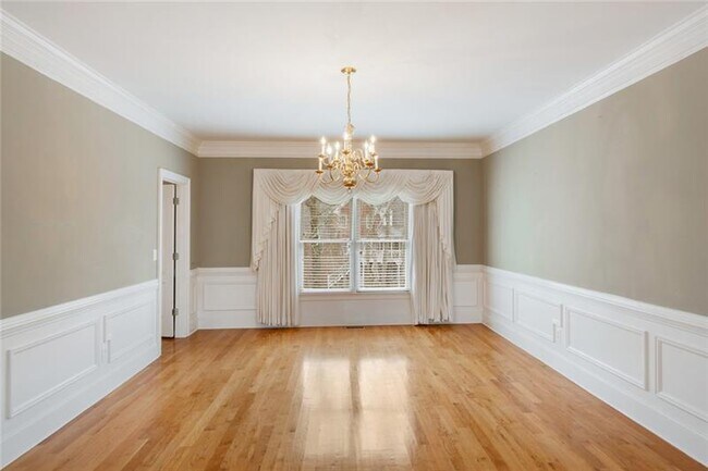 Building Photo - 2745 Kensington Ct