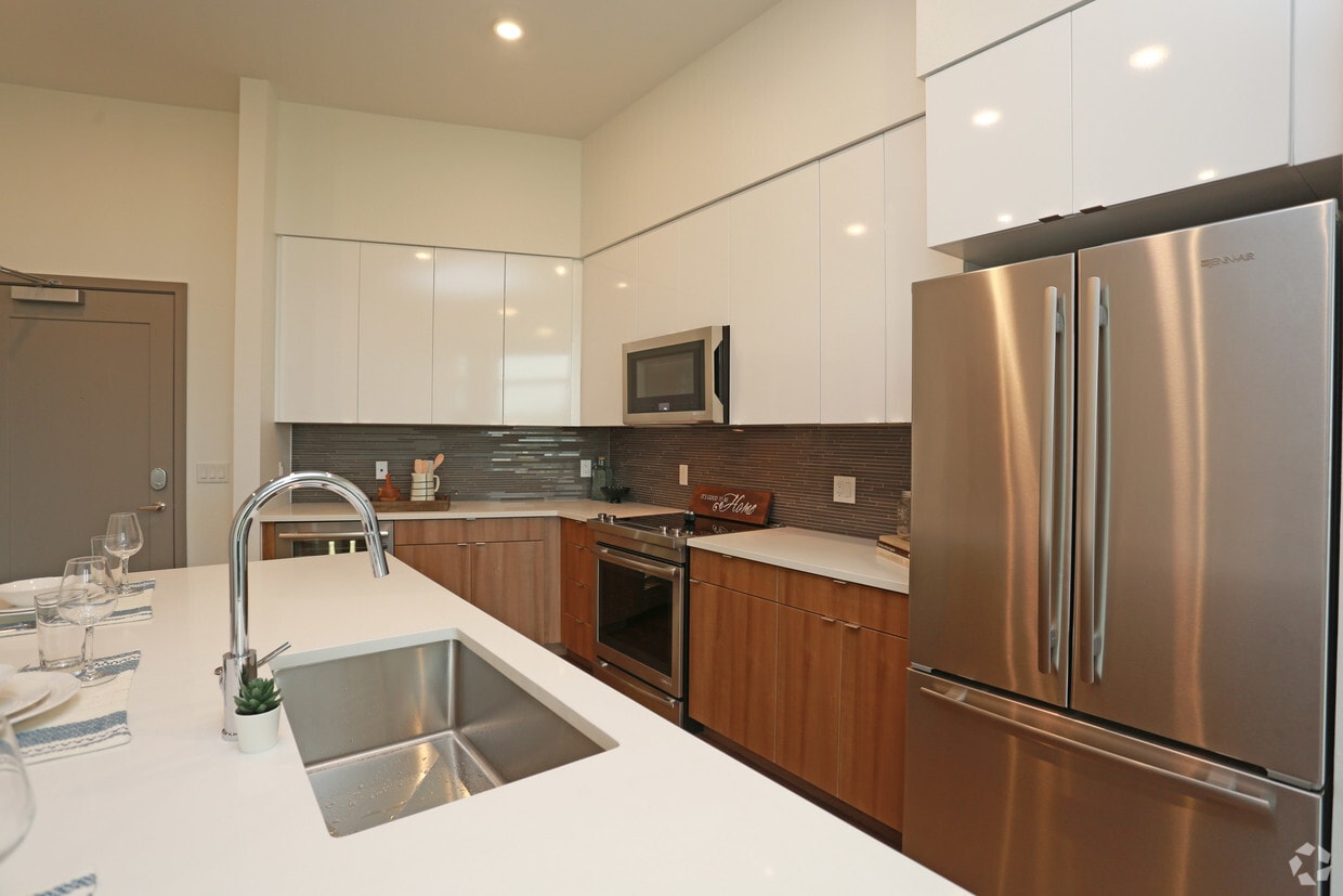 1880 Little Raven Apartments Denver, CO