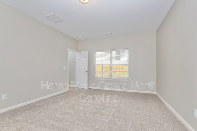 Building Photo - 3601 Torrey Ln