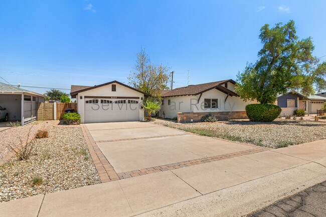 Foto del edificio - 2537 N 65th St