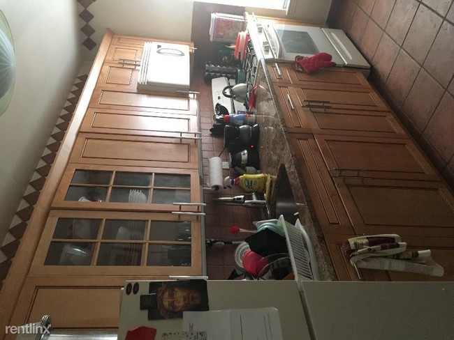 Building Photo - 2 br, 1 bath Condo - 7 Romaine Ct