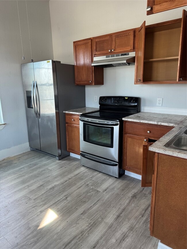 Building Photo - 1015 30th St