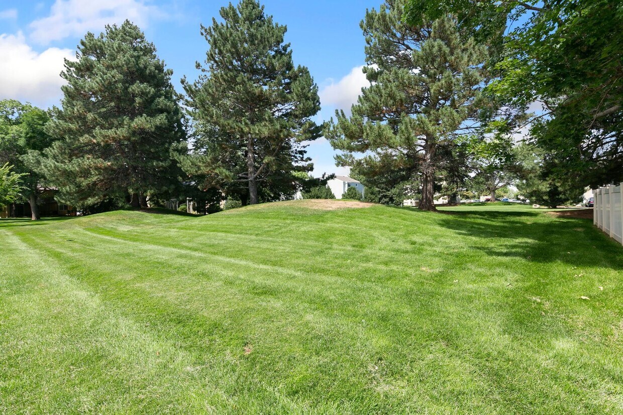 Building Photo - 2606 Davidson Dr