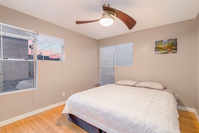 Foto del edificio - 3715 Mission Blvd