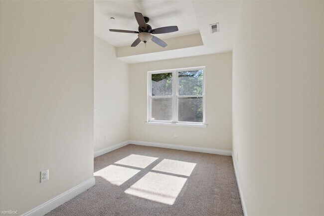 Building Photo - 4 br, 3 bath Duplex - 1408 WILLINGTON ST U...