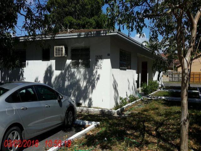 Building Photo - 309 SE 2nd St