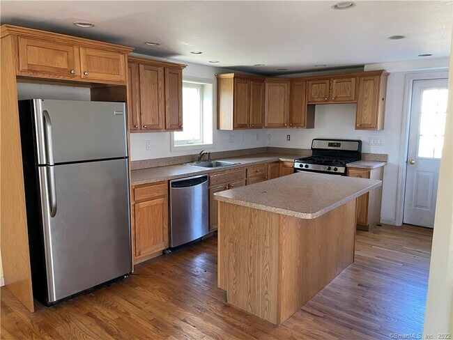 Foto del edificio - 139 Hewitt Rd