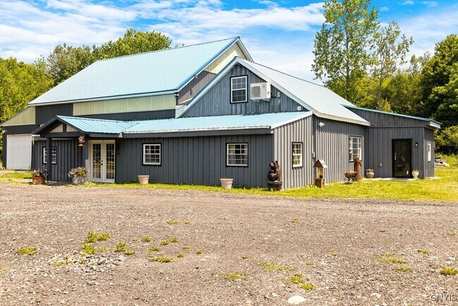 Foto del edificio - 3653 County Rte 17