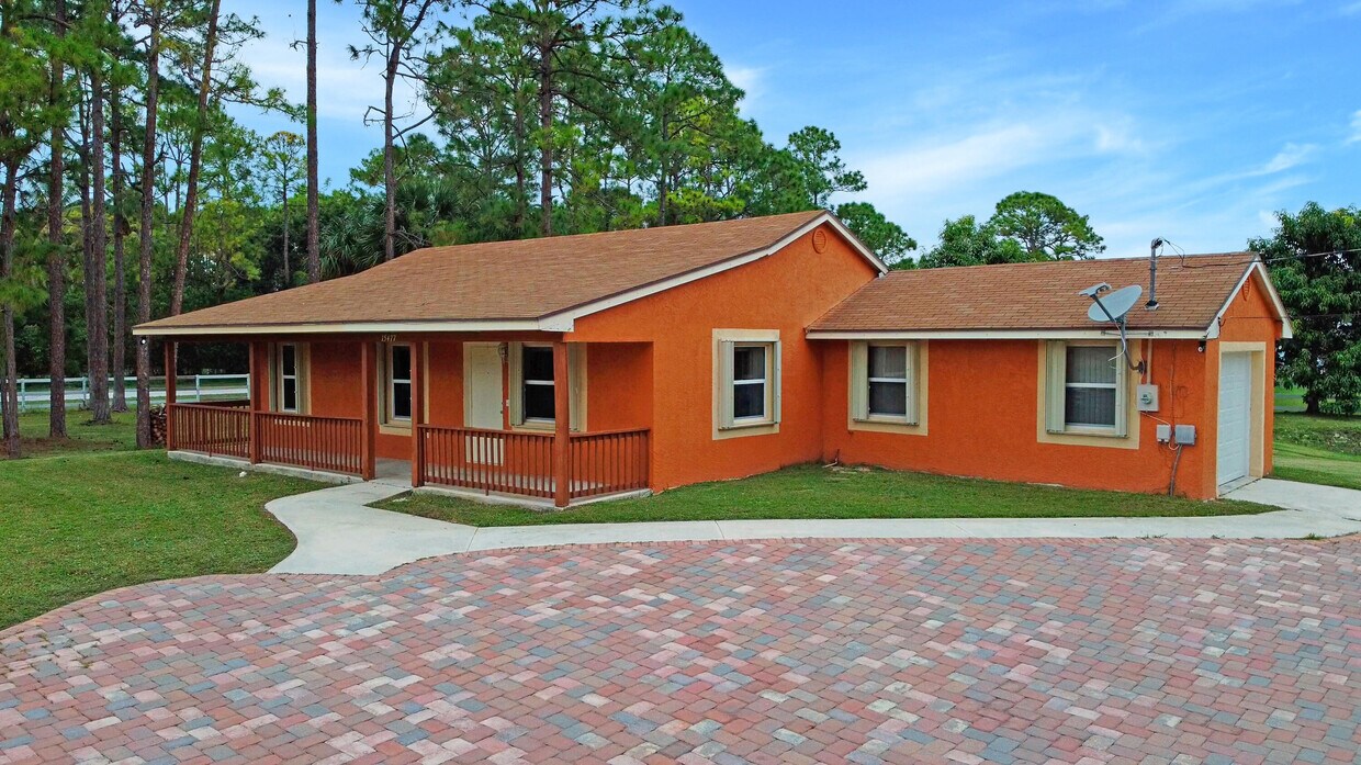 15477 79th Ct N, Loxahatchee, FL 33470 House Rental in Loxahatchee