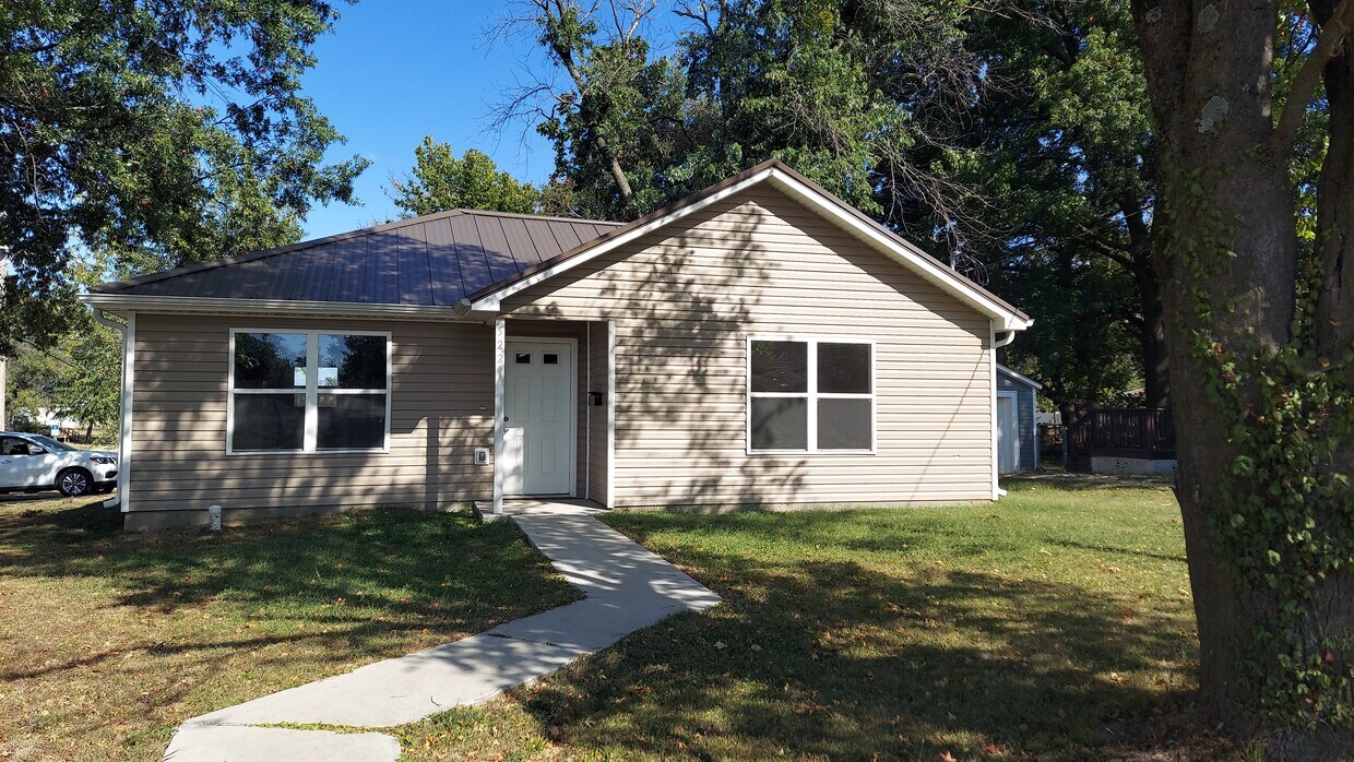 Foto principal - 522 W Breckenridge St