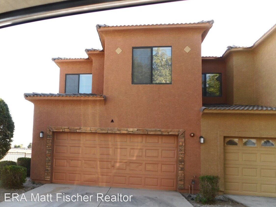 Primary Photo - 3 br, 2.5 bath House - 3567 W. 22nd Pl. Un...