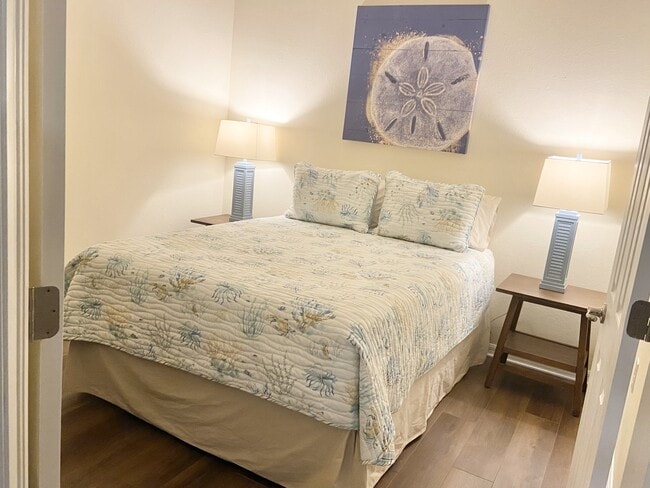 Foto del edificio - 13671 Julias Way