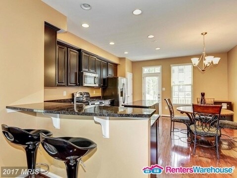 Foto del edificio - 7303 Old Calvary Rd