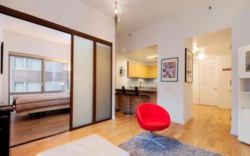 Building Photo - 315 W 52nd St