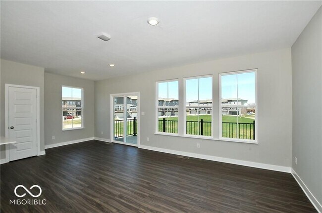 Foto del edificio - 916 Yorkshire Ln