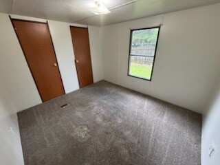 Foto del edificio - 18 Nancy Ln