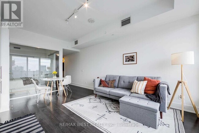 Photo du bâtiment - 403 Church St