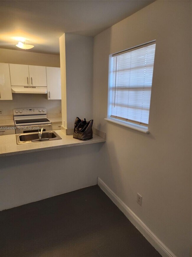 Foto del edificio - 14240 NW 22nd Ave