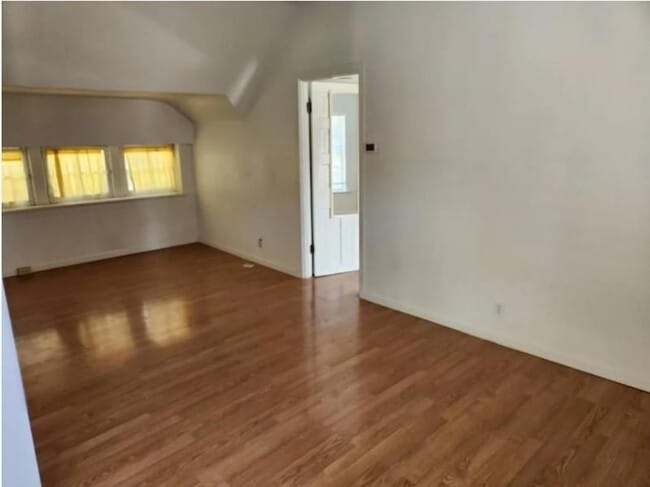Building Photo - 4414 W Pine Blvd