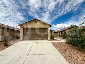 Building Photo - 13181 E Iron Chief Dr