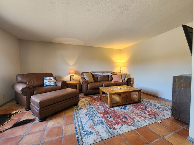 Foto del edificio - 1625 Easy St
