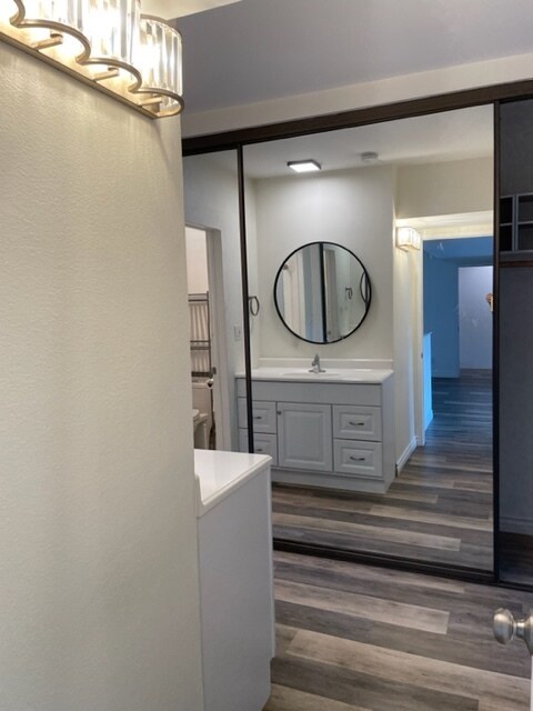 Foto del edificio - 18307 Burbank Blvd