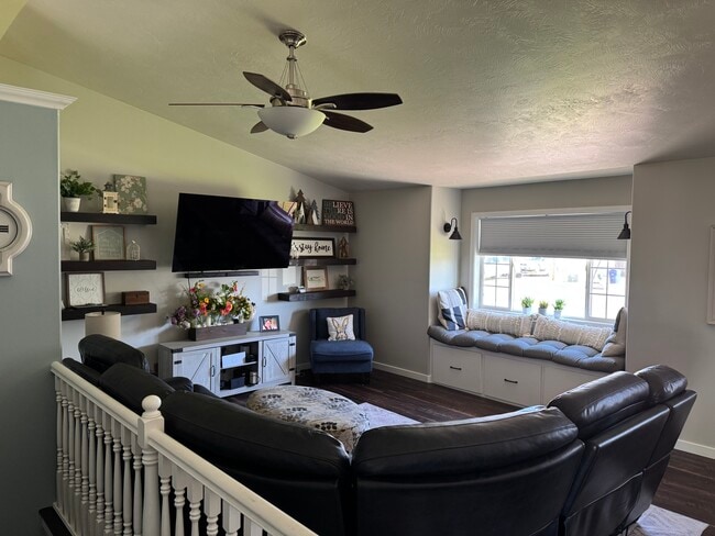 Building Photo - 4301 E Nibley Cir