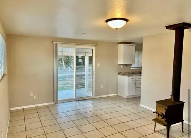 Foto del edificio - 1745 Warnock Dr