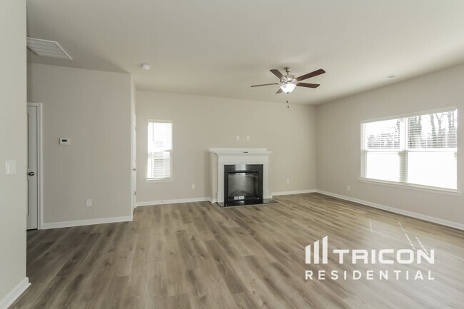 Foto del edificio - 110 Spring Knoll Drive Charlotte NC