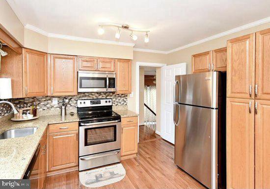 Foto del edificio - 3430 Little Hunting Creek Dr