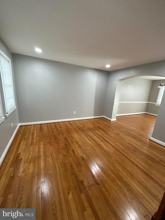 Foto del edificio - 8302 Bon Air Rd