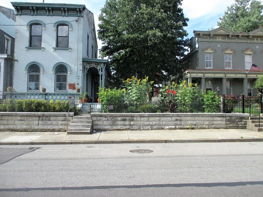Foto principal - 914 York St