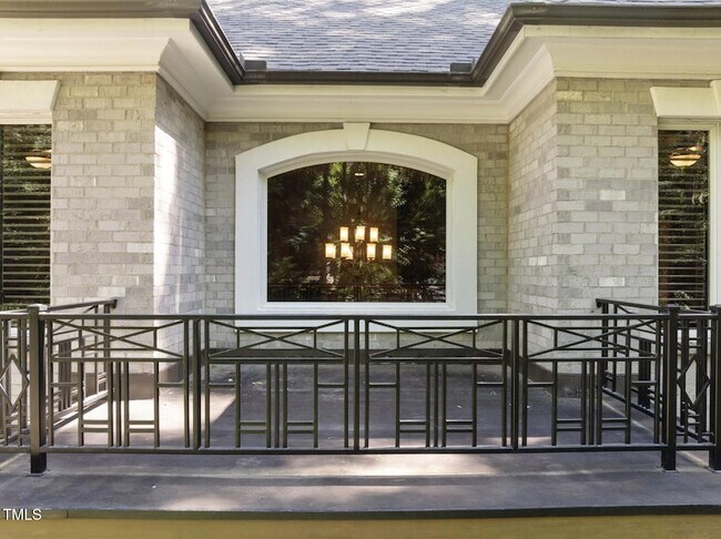 Foto del edificio - 6016 Glenthorne Dr