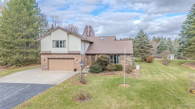 Foto del edificio - 6784 Bear Ridge Rd