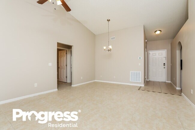 Building Photo - 17105 Woodcrest Way