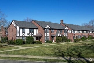 Building Photo - 1548 August Rd
