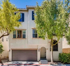 Building Photo - 4 Hampstead Heath Ct