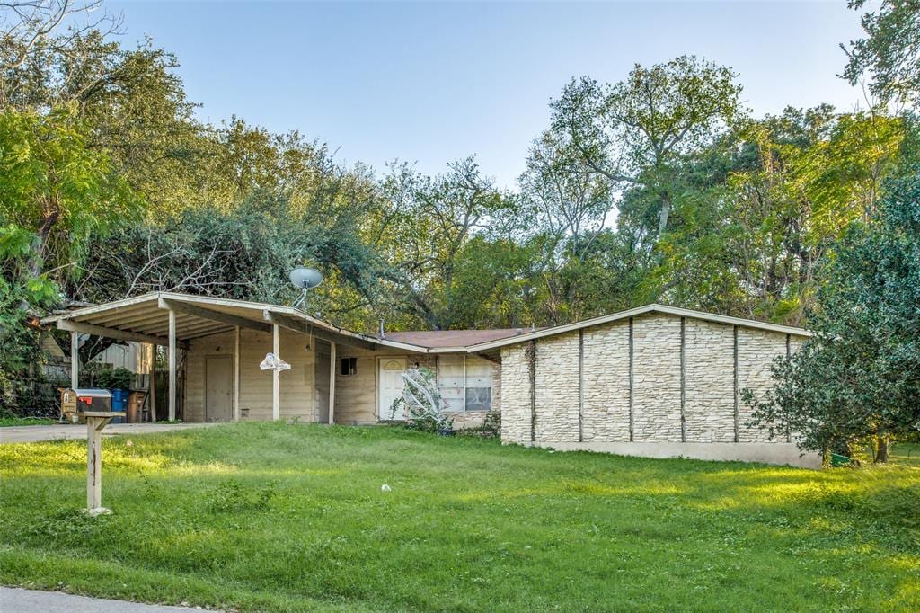 Primary Photo - 607 Thrush Ave