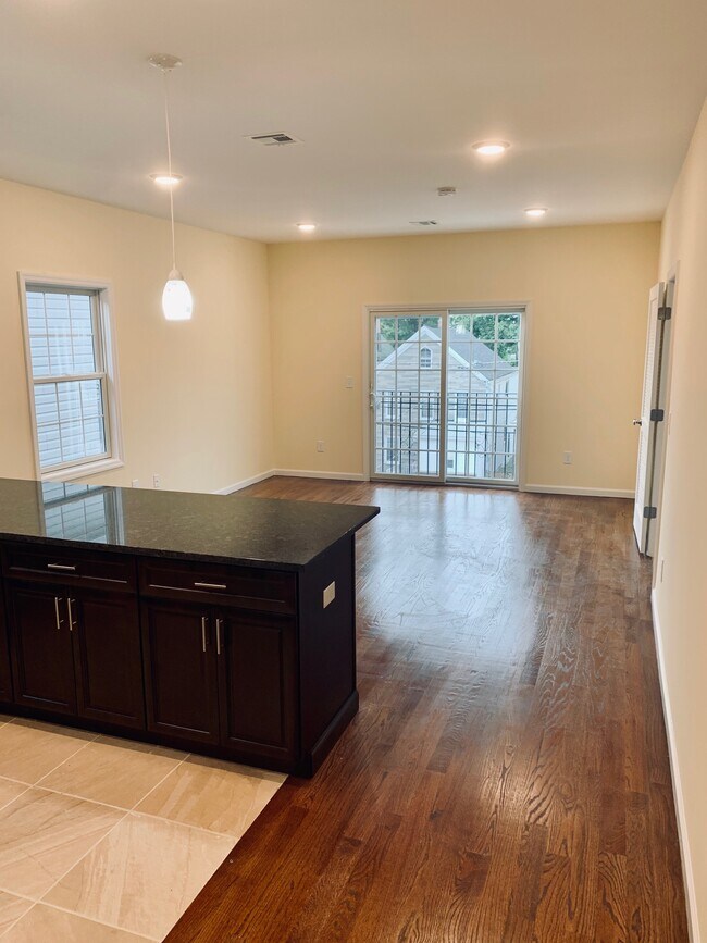 Sala de estar - 311 Jersey St