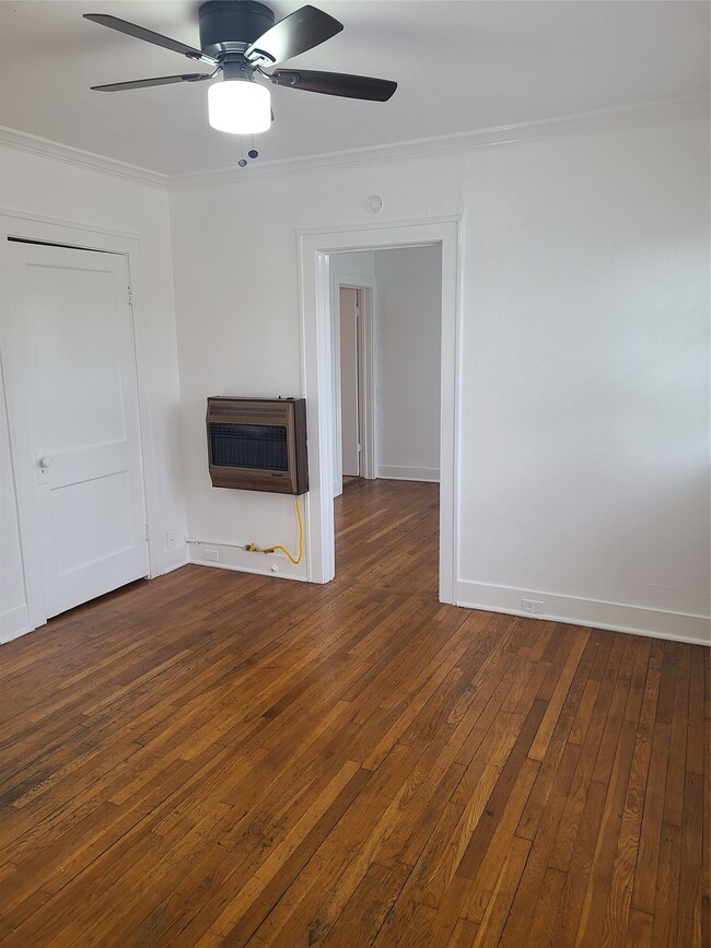 Foto del edificio - 4414 Woodside St