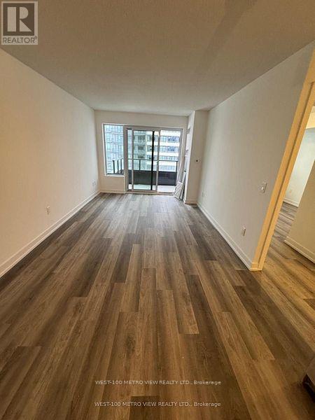 Photo du bâtiment - 1435 Celebration Dr