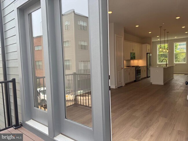 Foto del edificio - 5869 Josiah Henson Pkwy