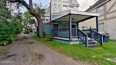 Building Photo - 2671 Forbes St