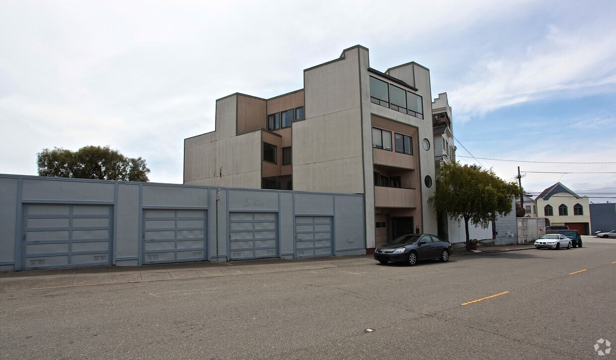 Building Photo - 111A-111B Southern Heights Ave
